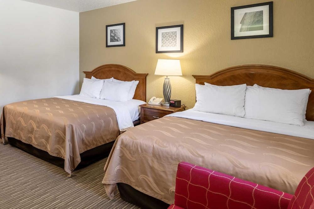 Quality Inn Keystone Near Mount Rushmore Bagian luar foto