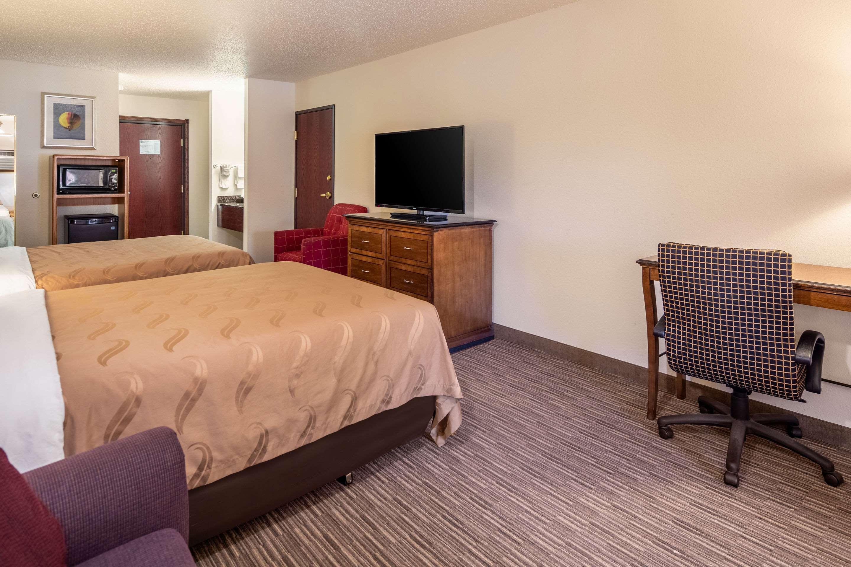 Quality Inn Keystone Near Mount Rushmore Bagian luar foto