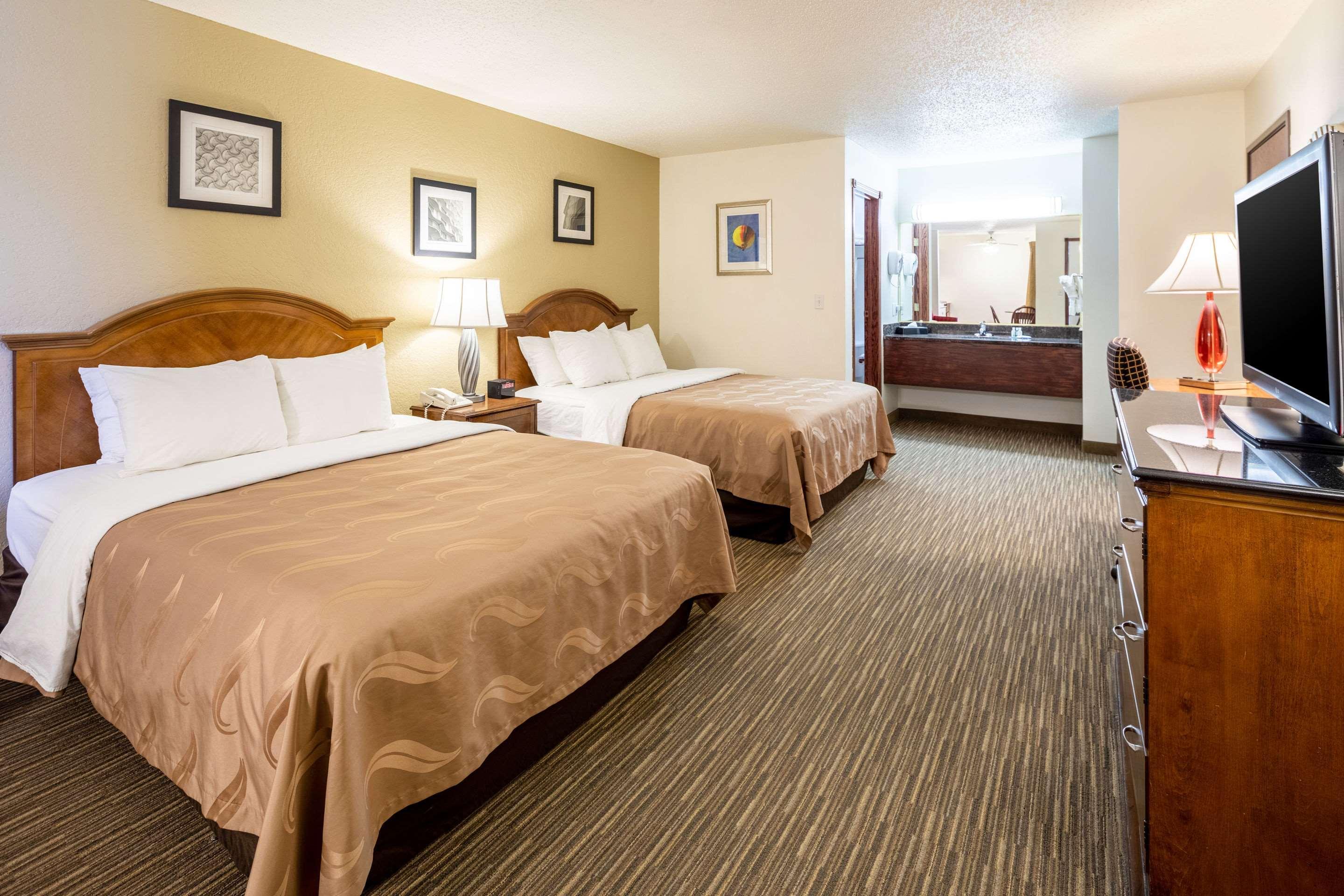 Quality Inn Keystone Near Mount Rushmore Bagian luar foto