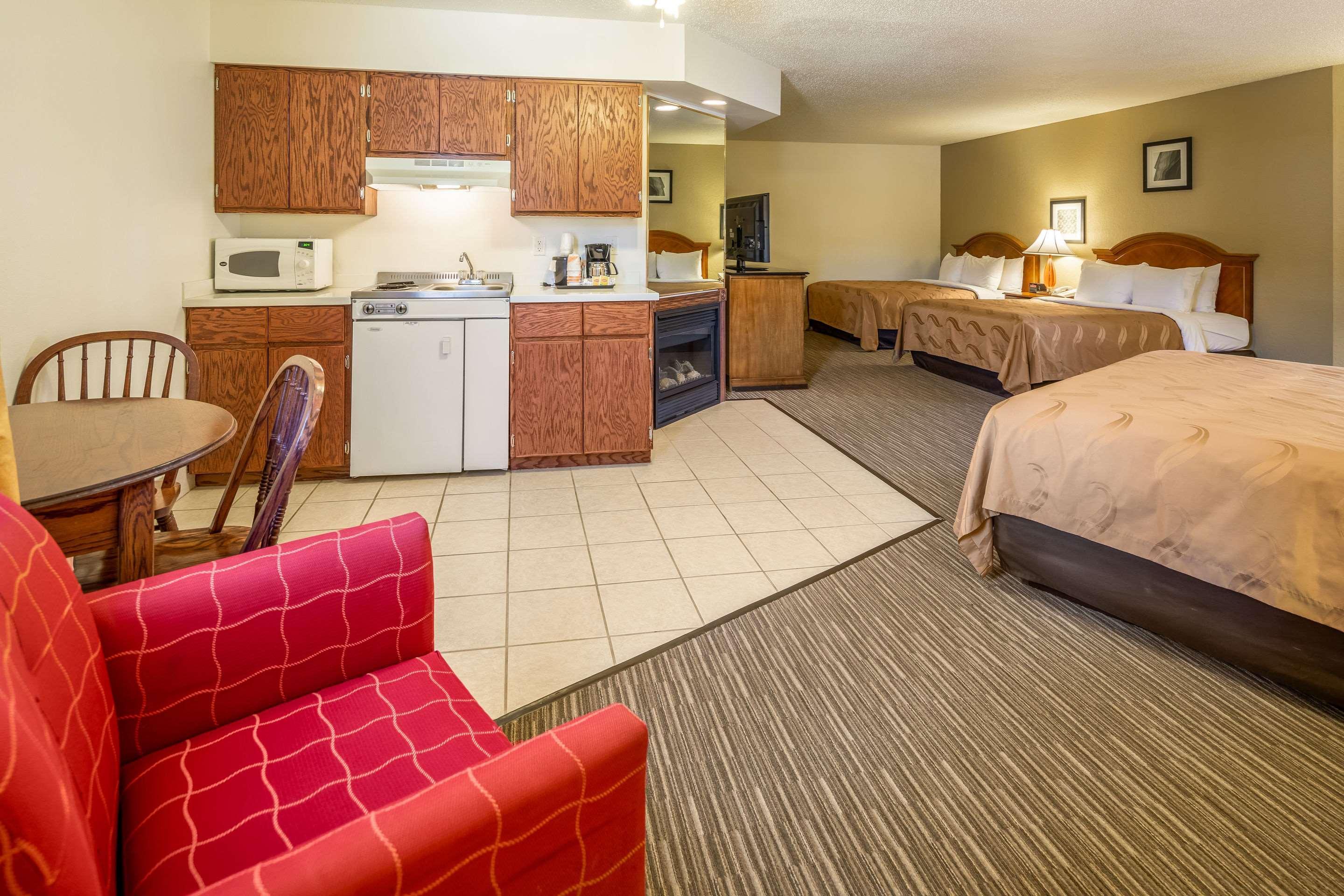 Quality Inn Keystone Near Mount Rushmore Bagian luar foto