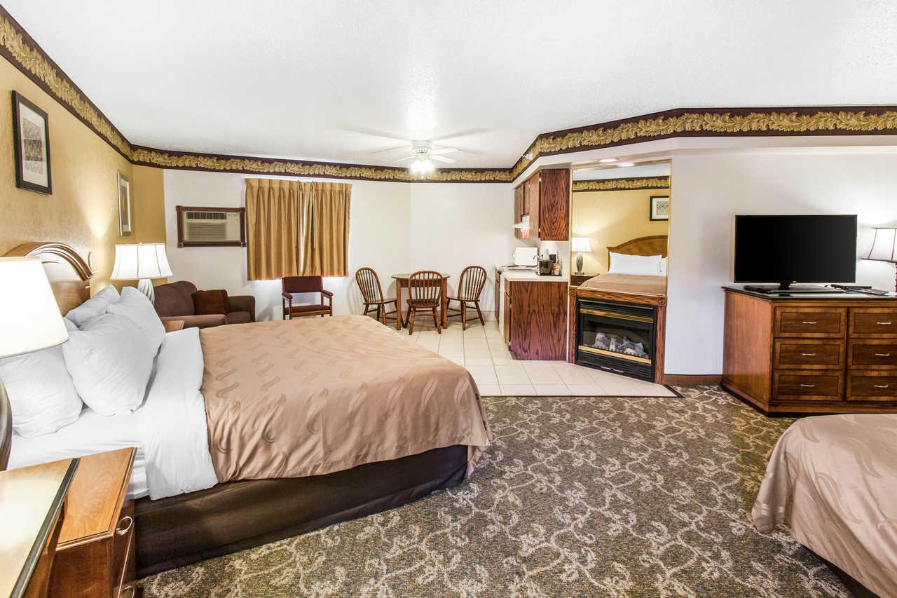 Quality Inn Keystone Near Mount Rushmore Bagian luar foto