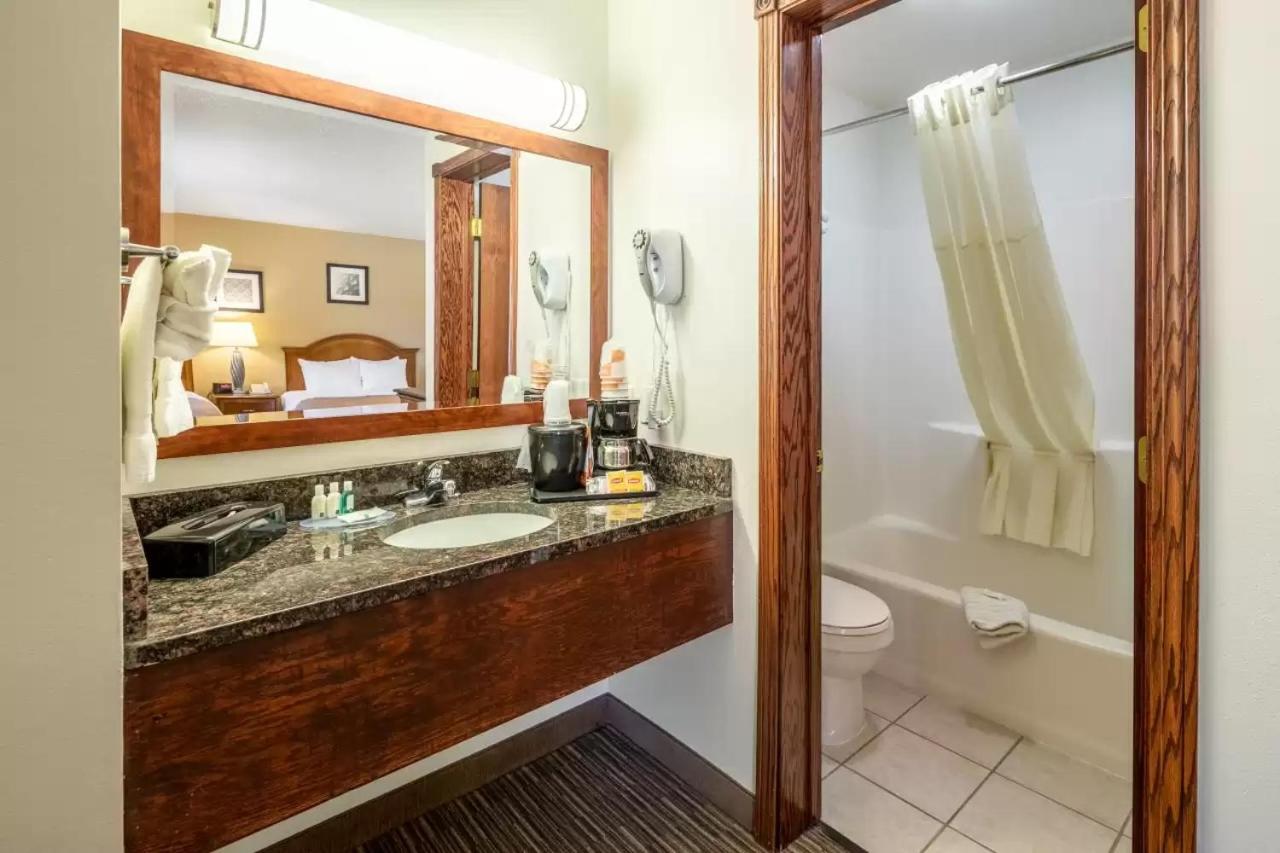 Quality Inn Keystone Near Mount Rushmore Bagian luar foto