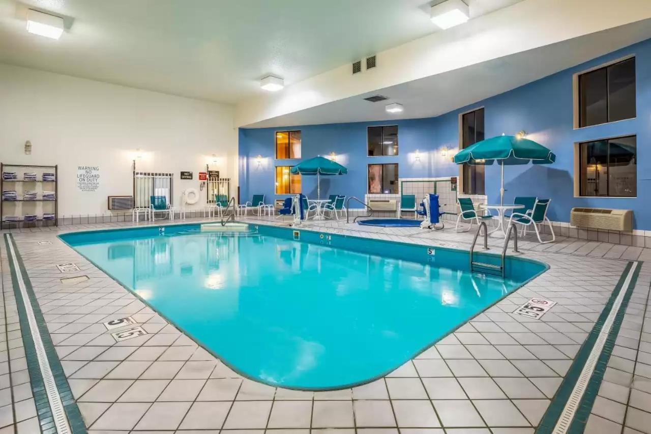Quality Inn Keystone Near Mount Rushmore Bagian luar foto