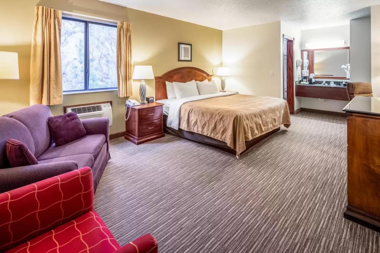 Quality Inn Keystone Near Mount Rushmore Bagian luar foto